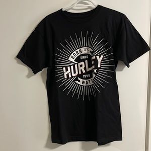 Hurley classic Fit tee shirt.